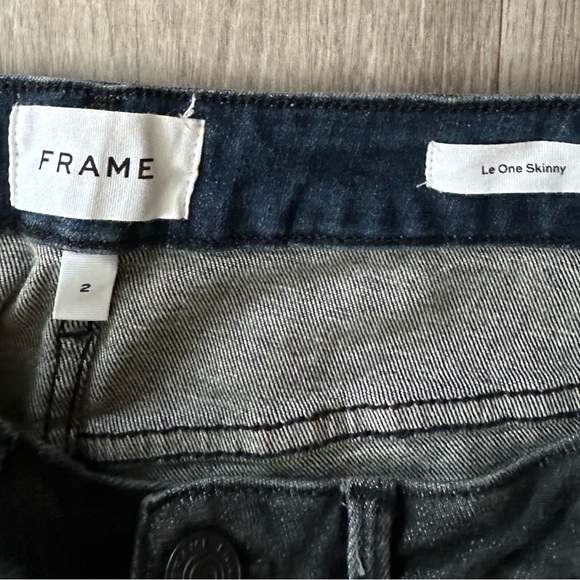 New Frame Le One Skinny Jeans Two-Tone Size 2 Blue Black - Picture 9 of 11
